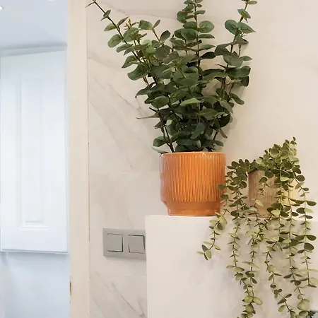 Chic 1bed Retreat In Bairro Alto Διαμέρισμα *